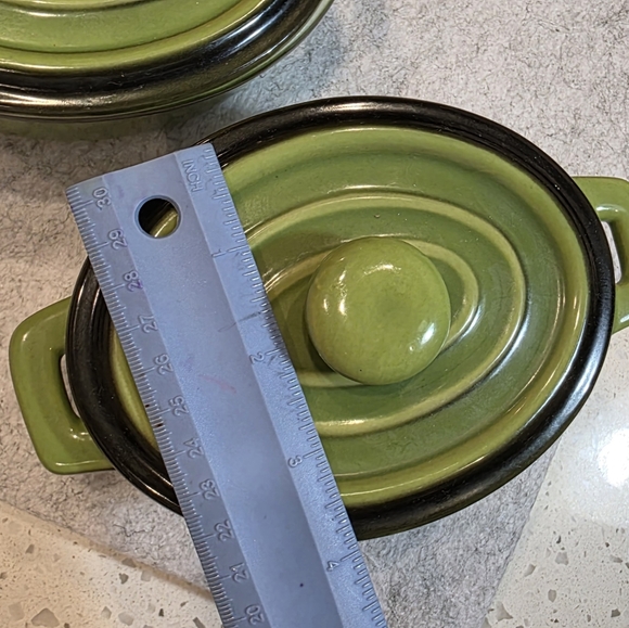 Vintage avocado green stoneware mini covered casserole dish. Set Of 2, Like New. - Picture 9 of 13